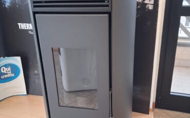 STUFA A PELLET LANDA EP NERA 5 stelle