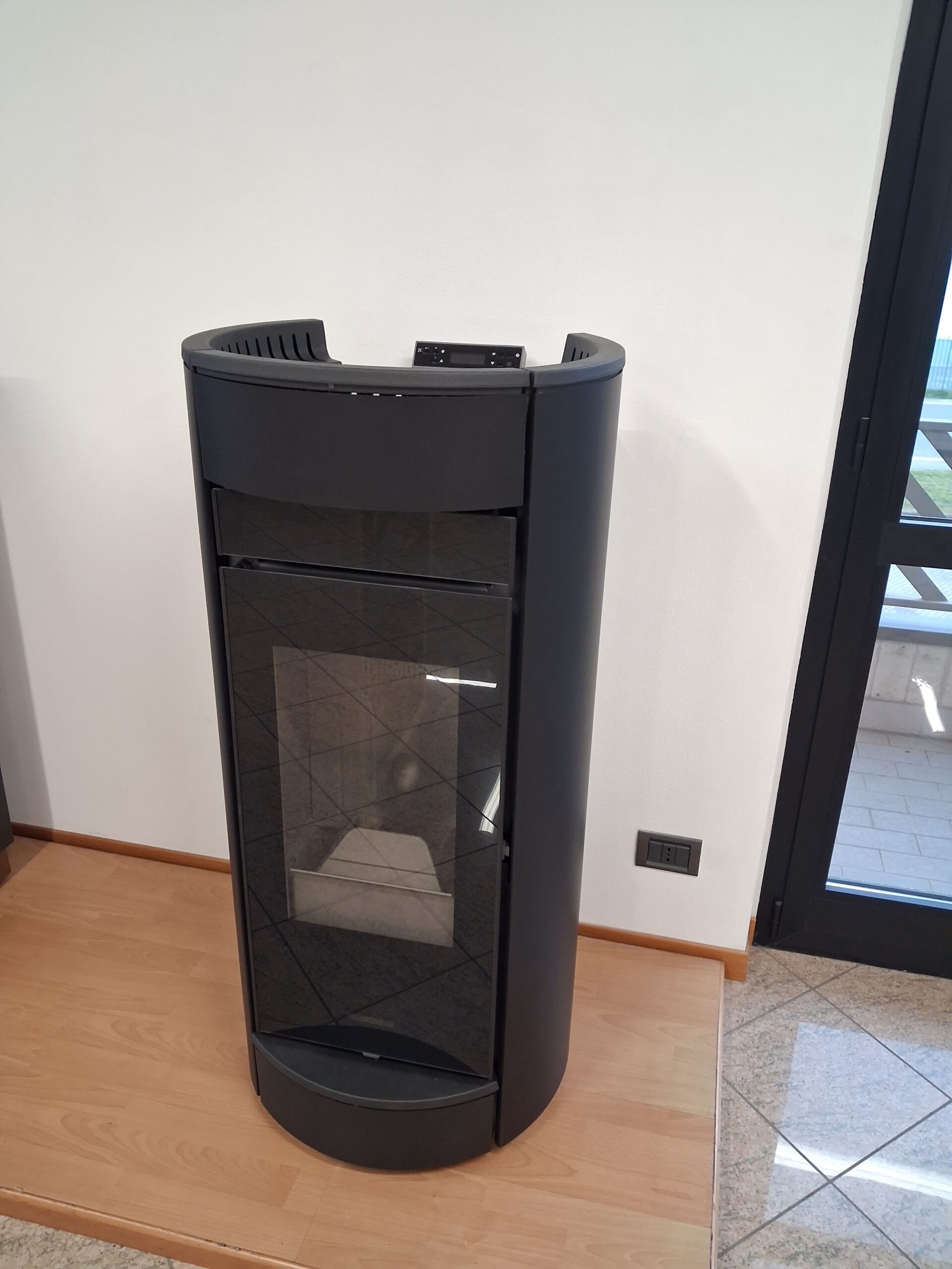 Stufa a pellet Moma Air Evo6