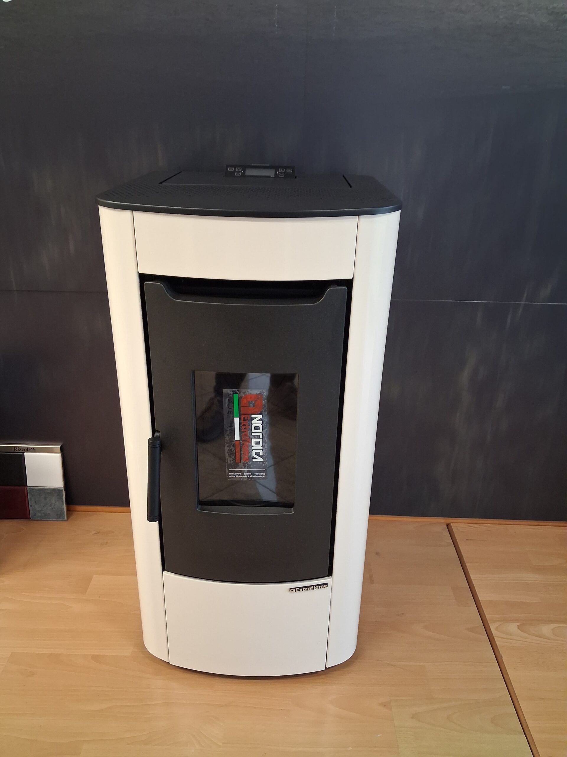 Stufa a pellet Extraflame Sabri AD